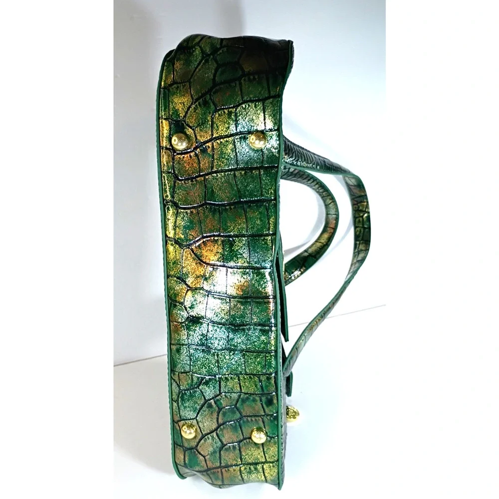 Vintage Sharif Metallic Green Gold Reptile Embossed Crossbody Flap Bag Y2K EUC